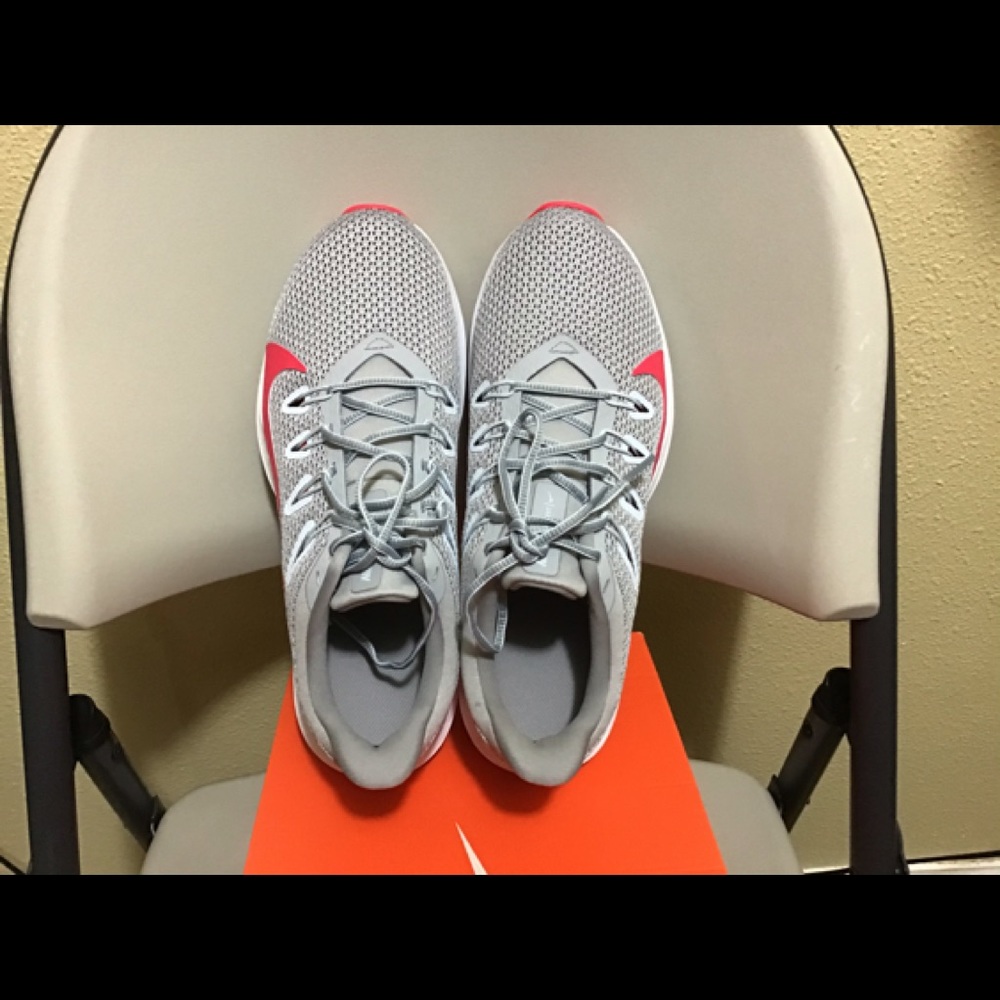 New Women’s Nike Quest 2 shoes